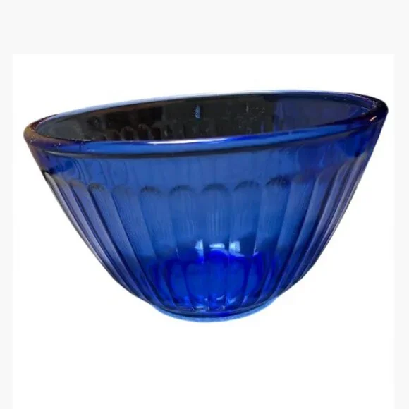Pyrex Fluted Glass Nesting Mixing Bowls in Cobalt Vintage EUC Like New - Picture 3 of 11